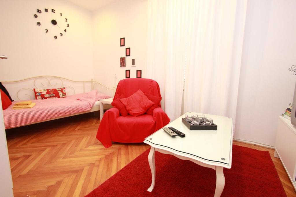 Apartments Ruza พูลา ภายนอก รูปภาพ